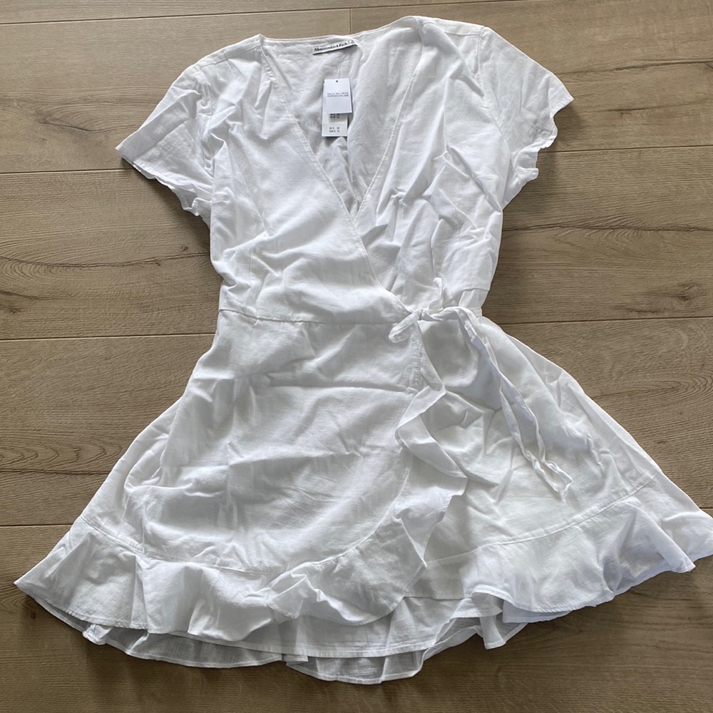 Abercrombie & Fitch Linen Wrap Dress